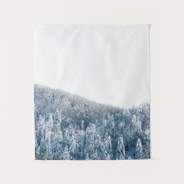 Schneebedeckter Fichtenwald Wandteppich (Vorderseite)