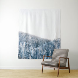 Schneebedeckter Fichtenwald Wandteppich