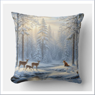 Schneebedeckter Wald mit Waldtieren Kissen