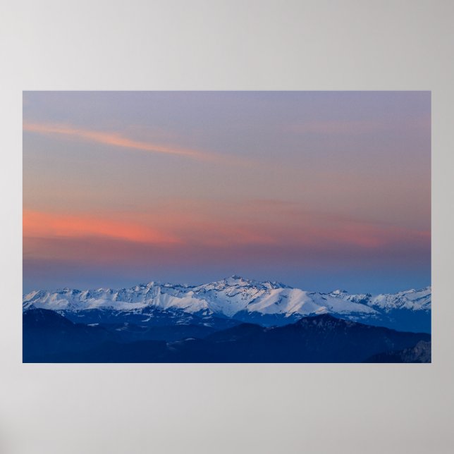 Schneeberge mit zauberhaftem Himmel Poster (Vorne)