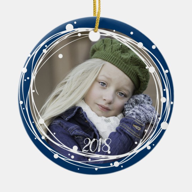 Schneebubbles Weihnachtsfeiertag Keramikornament (Vorne)