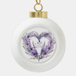 Schneeflocke gerahmtes Ornament. Lavender Heart Keramik Kugel-Ornament