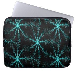 Schneeflocken auf der Windschutzscheibe.. Laptopschutzhülle