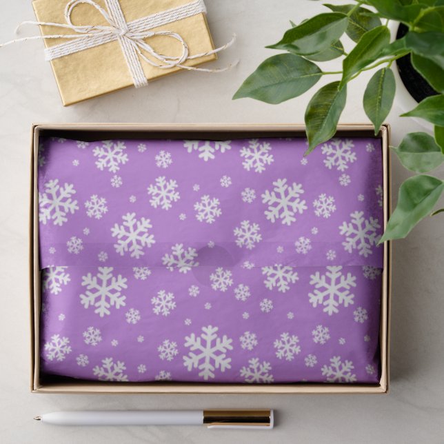 Schneeflocken auf Lila Wintermuster Seidenpapier (Geschenk)