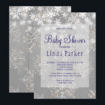 Schneeflocken aus der Weißen Marine rustikale Baby Einladung<br><div class="desc">Rustikale Landhausstil Baby Dusche Winter schicke elegante Einladung mit fallendem weißen Schneeflocken und Saiten von binkelfarbenen Lichtern auf silbergrauem Stallholzhintergrund. Füllen Sie Ihre Informationen in den Flecken, Sie können wählen, um es anzupassen, weitere sich ändernde Schriftartes und Farben der Schrift. — Die Einladung ist geeignet für elegante Marinegänger und weiße...</div>