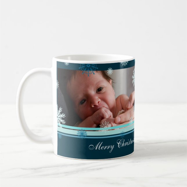 Schneeflocken Frohe Weihnachten Oma Tasse (Links)