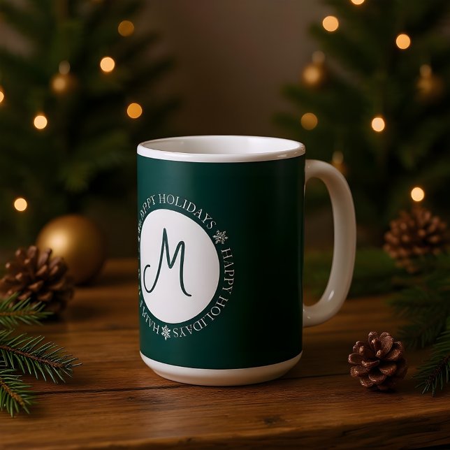 Schneeflocken Happy Holidays Dunkelgrünes Monogram Kaffeetasse (Von Creator hochgeladen)
