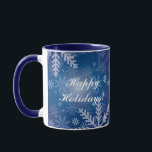 Schneeflocken in Blau Tasse<br><div class="desc">Weiß und Marine 11 oz. Kombinierte Tasse mit einem Bild von Schneeflocken auf dunkelblau und einem optionalen Urlaubsgefühl. Siehe dazu passende Süßkarton,  Papierplatte,  quadratische Keramik und Untersetzer. Die gesamte Hanukkah-Tasse finden Sie unter der Rubrik ZUHAUSE im Bereich HOLIDAYS.</div>