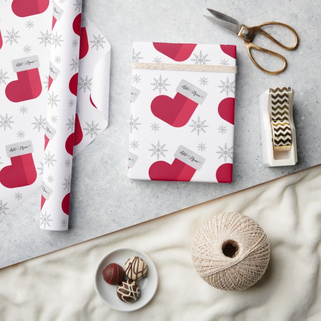 Schneeflocken und Weihnachts-Strumpf Name hinzufüg Geschenkpapier (Kunsthandwerk)