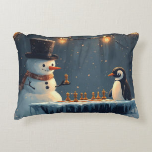Schneemann und Pinguin spielen Schach Dekokissen