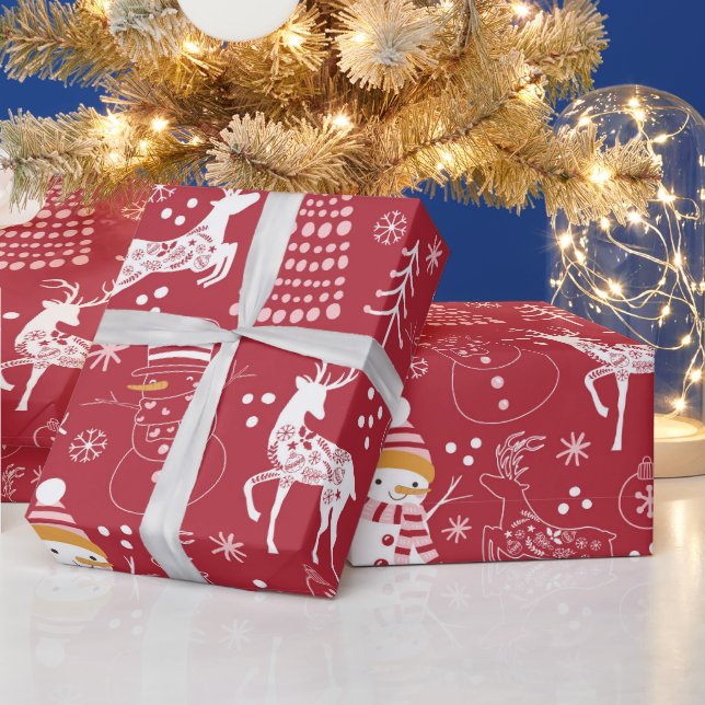 Schneemann, Weihnachtsbaum und Rehe, Winter Rot Geschenkpapier (Feiertage)