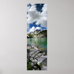 Schneemassen-See / Gipfel - Maroon Belles Poster