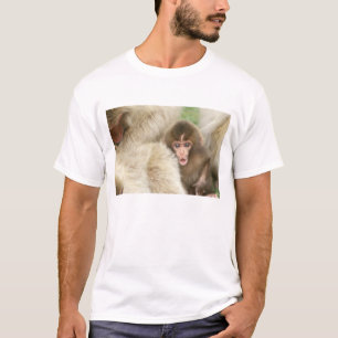 Schneemonchbaby, Jigokudani, Nagano, Japan T-Shirt