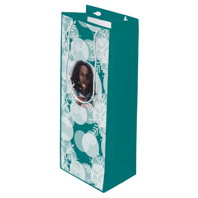 Schneestars - weiß, Aquamarin - Geschenktüte Für Weinflaschen (Vorderseite Schrägansicht)