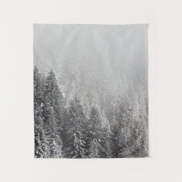 Schneewald in Nebel gewickelt Wandteppich