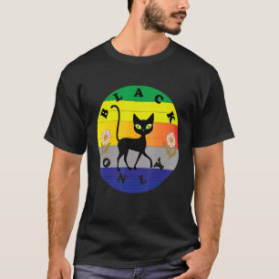 Schneide schwarze Katze nur mit Blumen, die du mit T-Shirt