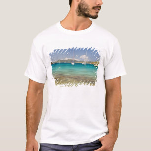 Schnorchler in der idyllischen Bucht Pirates Bight T-Shirt