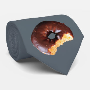 Schokolade, Mattiert-Gelbkuchen Donut mit Biss-Out Krawatte
