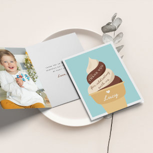 Schokoladen-Vanille-Eiscreme-Swirbel Kindergeburts Dankeskarte