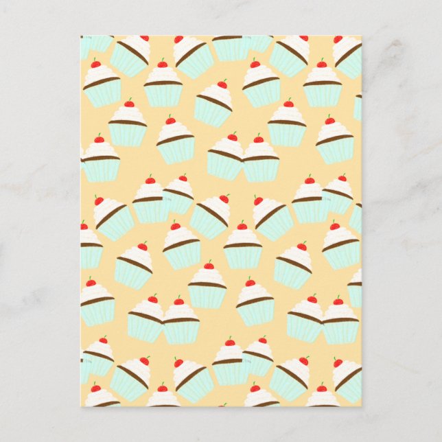Schokoladenkuchen mit Creme und Kirsche oben Postkarte (Vorderseite)