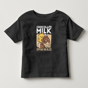 Schokoladenmilch-Trinken im Glück – Kawaii-Katzenf Kleinkind T-shirt