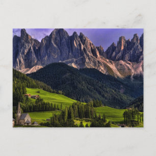 Schöne abgeschiedene einsame Kirche St Maddalena Postkarte