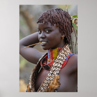 Schöne äthiopische Frau aus Omo Valley Poster