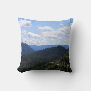 Schöne Aussicht auf das Tal... Kissen