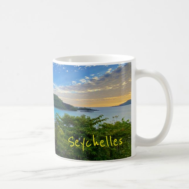 Schöne Aussicht Landschaftliche tropische Insel de Kaffeetasse (Rechts)