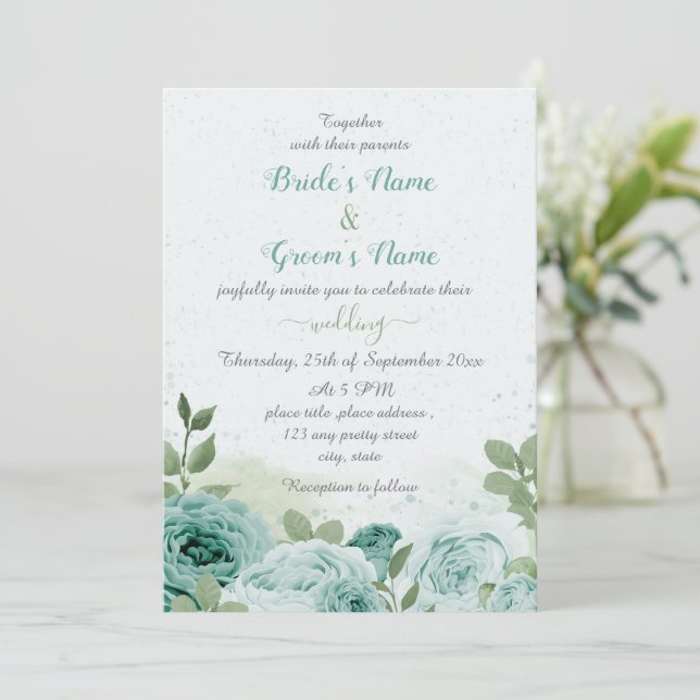 schöne blaue Blumen grüne Blätter Hochzeit Einladung (Stehend Vorderseite)