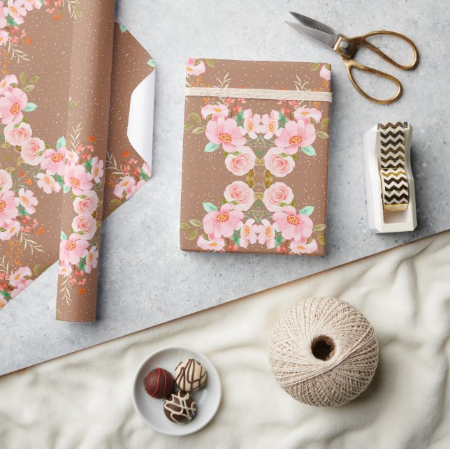 Schöne Blume-Anordnung in Braun Geschenkpapier (Kunsthandwerk)