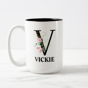 Schöne Blumen-V-Monogramm-Alphabet Zweifarbige Tasse