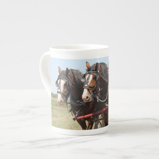 Schöne Clydesdale Pferde pflügen Prozellantasse (Vorderseite Links)