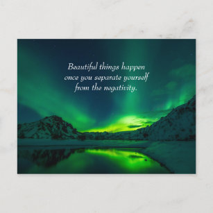 Schöne Dinge passieren inspirierendes Zitat Postkarte