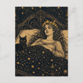 Schöne Fantasy-Königin und ihre schwarze Katze im  Postkarte