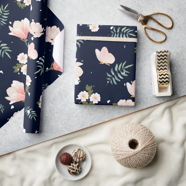 Schöne Farben Rosa und Marineblau Blütenhochzeit Geschenkpapier (Basteln)