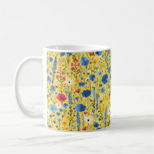 Schöne Frühlingsfarbenfrohe Girl-Wildblumen Kaffeetasse
