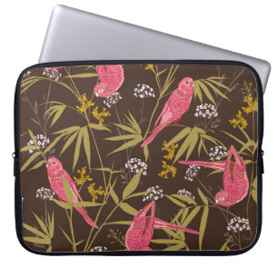 Schöne handgezeichnete Papageienvögel im Bambuswal Laptopschutzhülle