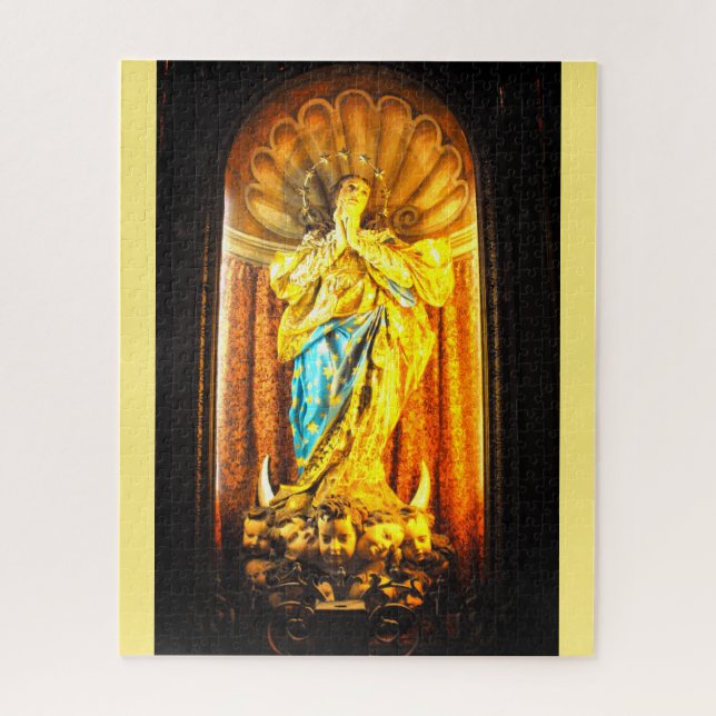 Schöne heilige Mutter Mary (Vertikal)