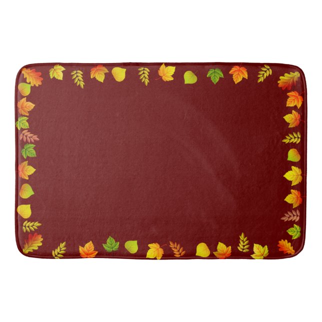 Schöne Herbstlaube auf Maroon Badematte (Vorderseite)