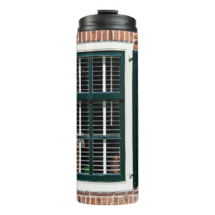 Schöne holländische traditionelle Häuser. Ziegelma Thermosbecher