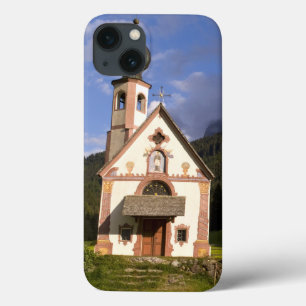 Schöne isolierte einsame Kirche namens Rainui title_seo2
