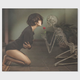 Schöne junge Frau und Skeleton Geschenkpapier