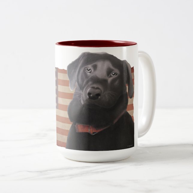 Schöne Labrador Retriever American Flag Zweifarbige Tasse (VorderseiteRechts)
