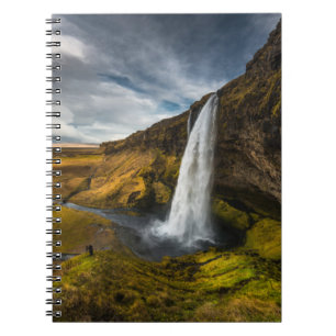 Schöne Landschaft Aussicht auf Seljalandsfoss Notizblock