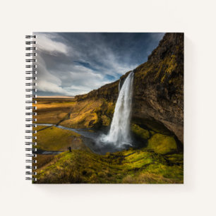 Schöne Landschaft Aussicht auf Seljalandsfoss Notizbuch