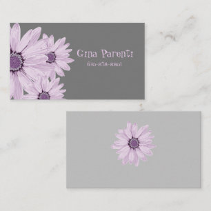 Schöne Lavender Daisis auf der Grauen Visitenkarte