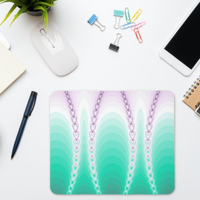 Schöne Lila, grüne Fraktal-Kette Mousepad (Von Creator hochgeladen)
