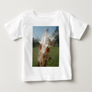 Schöne Milkweed Magie: Ein Skyward-Flugdesign Baby T-shirt