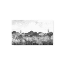 Schöne Misty Mountains und Wald